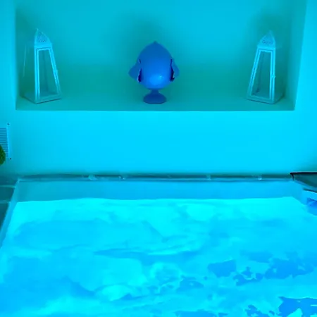 Aquaterrae And דירה